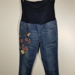 Vintage Violet Embroidered Maternity Jeans Size Sm